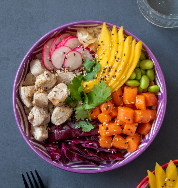 Poke Bowl with Tuna, Soy Beans, Cabbage and Carrots