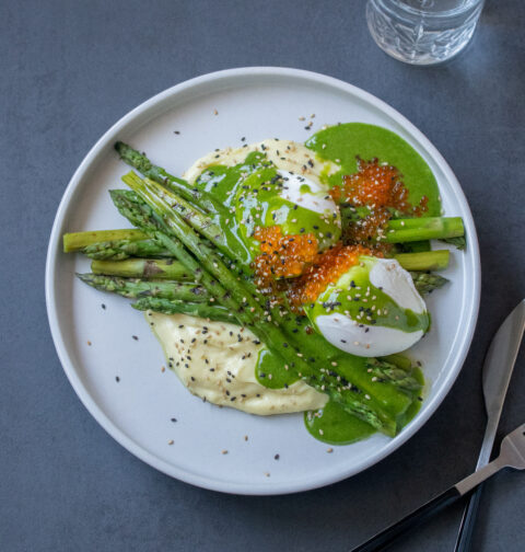 Green Grilled Asparagus with Poached Eggs and Spinach Sauce
