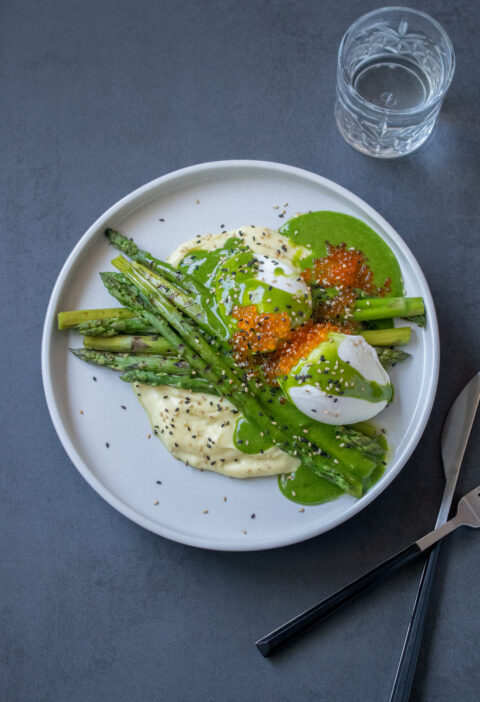 Green Grilled Asparagus with Poached Eggs and Spinach Sauce