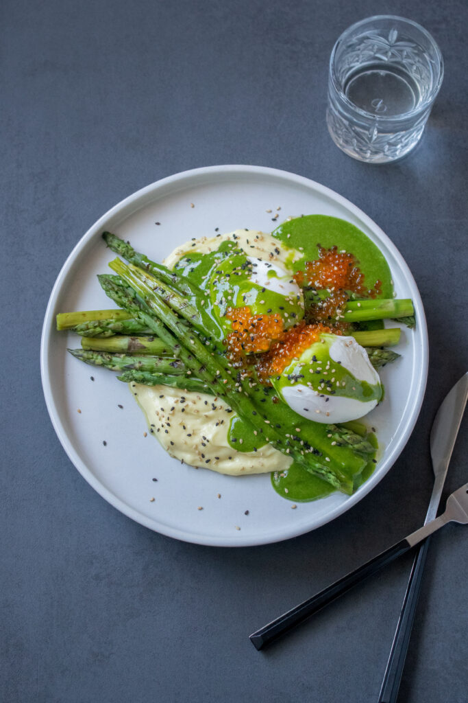 Green Grilled Asparagus with Poached Eggs and Spinach Sauce